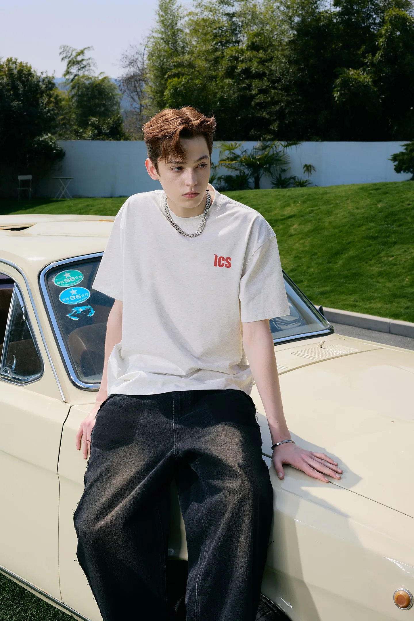 ICS Contrast Color Slogan T-shirt