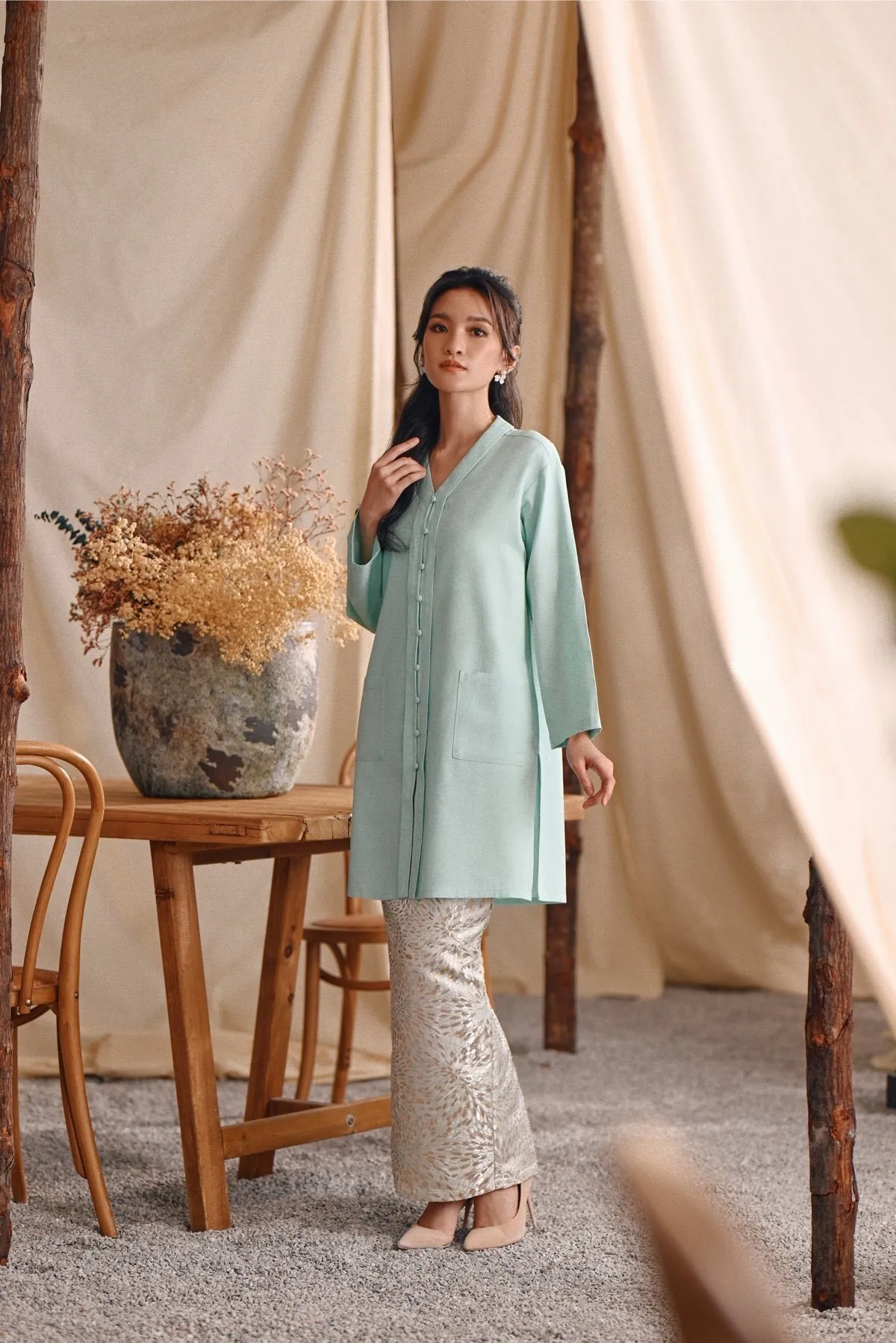 The Bayu Women Kebarung Top - Tiffany Blue