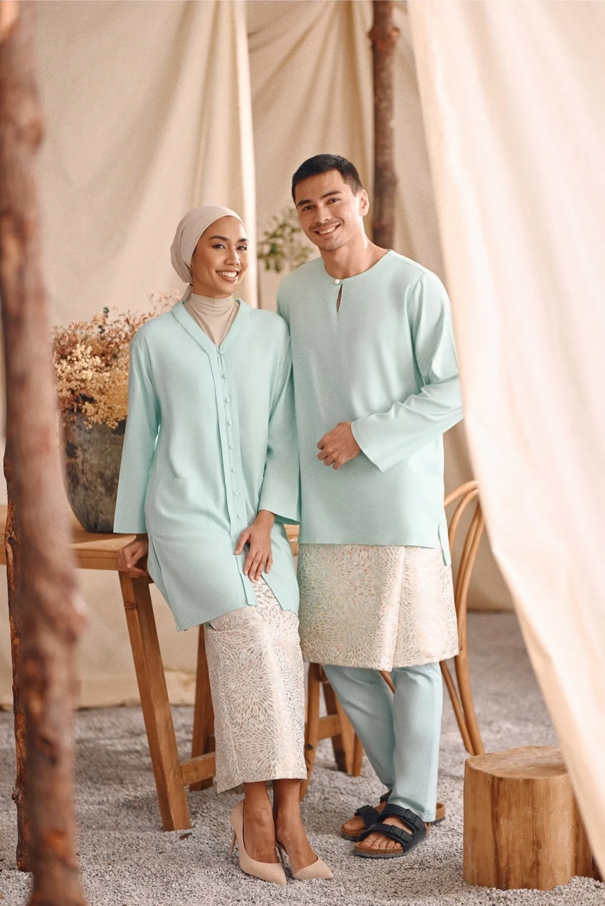 The Bayu Women Kebarung Top - Tiffany Blue