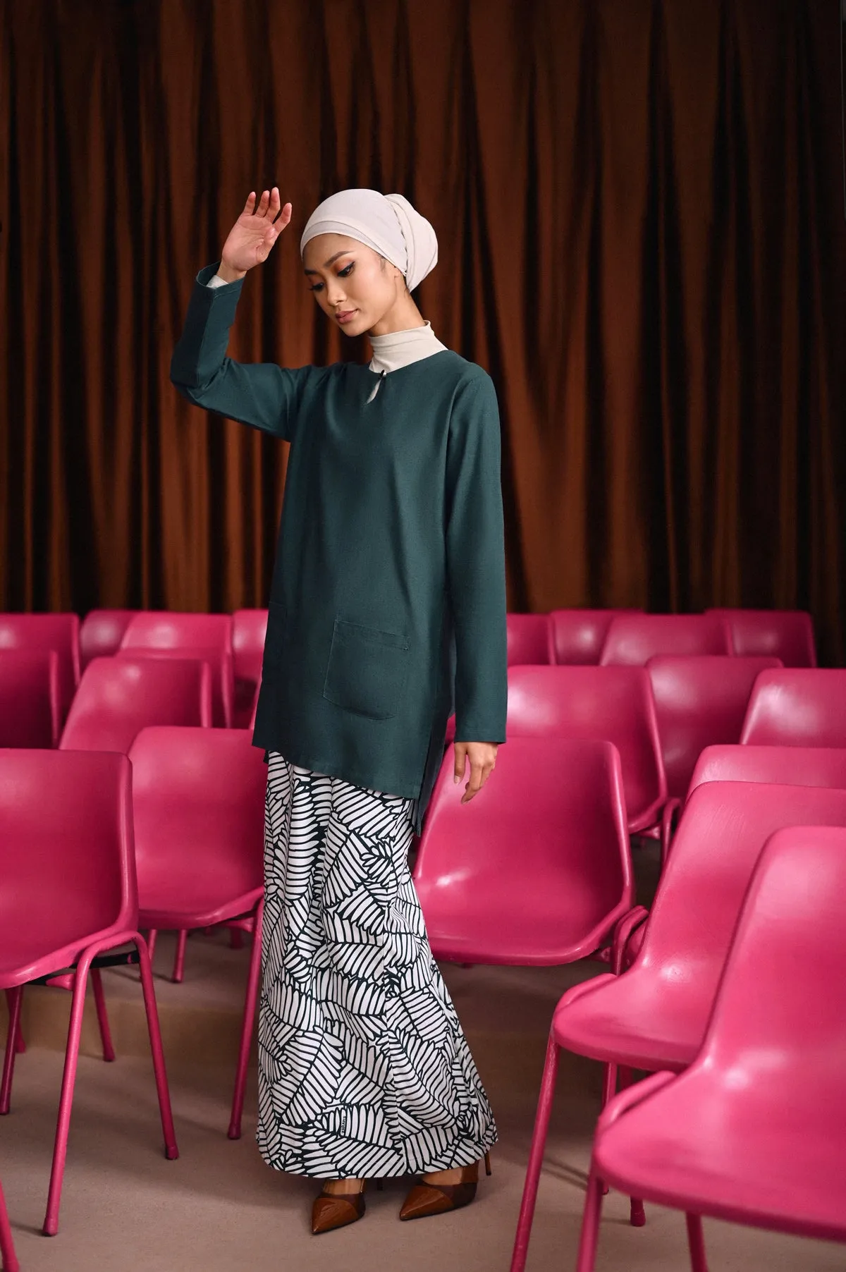 The Dulu Kita Women Kurti - Emerald Green