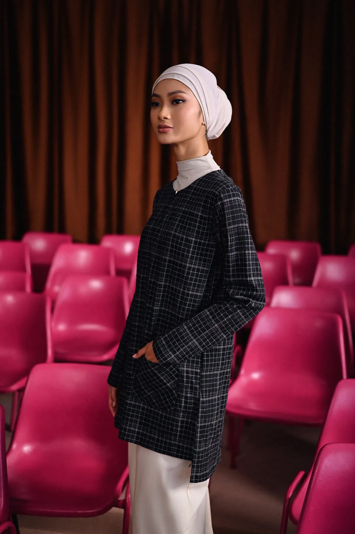 The Dulu Kita Women Kurti - Kita Black Checked