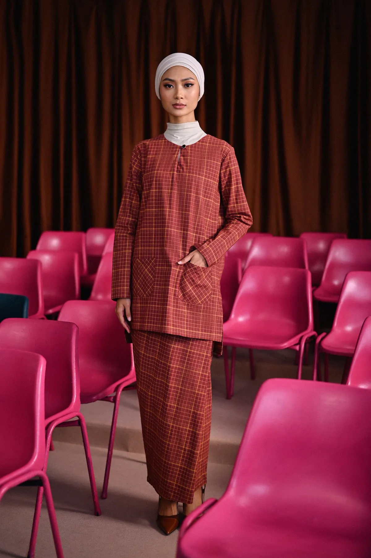 The Dulu Kita Women Kurti - Kita Brown Checked