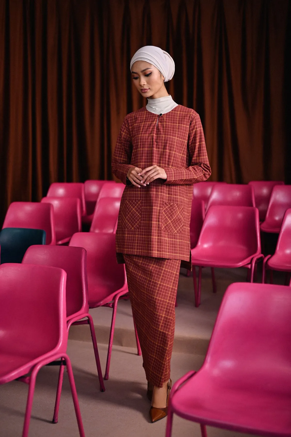 The Dulu Kita Women Kurti - Kita Brown Checked
