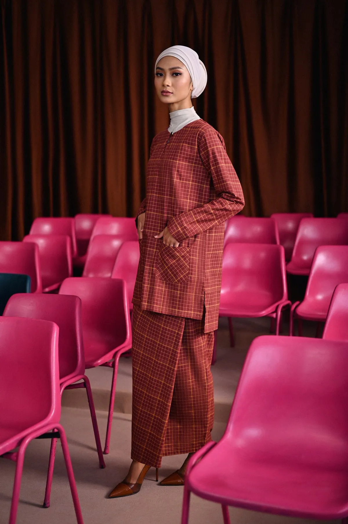 The Dulu Kita Women Kurti - Kita Brown Checked