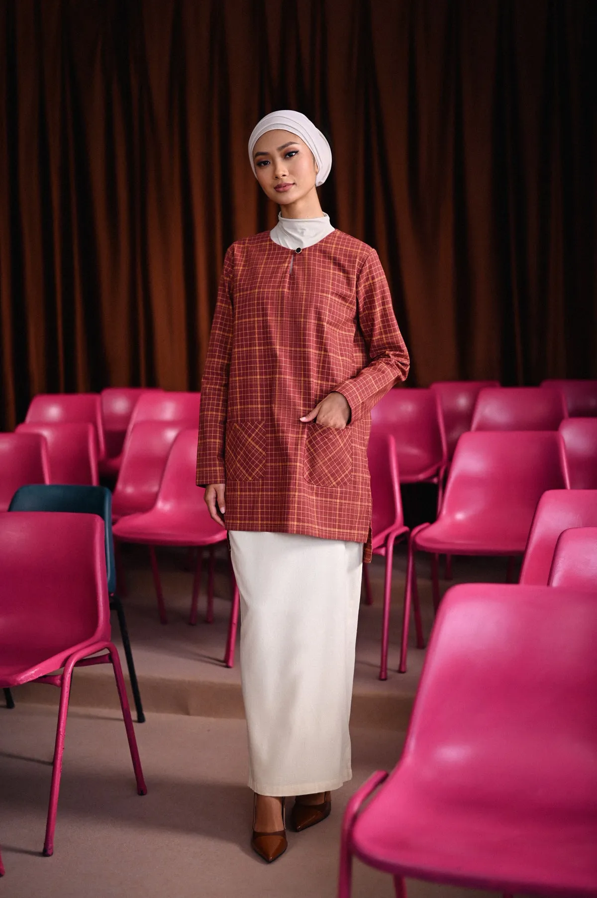 The Dulu Kita Women Kurti - Kita Brown Checked