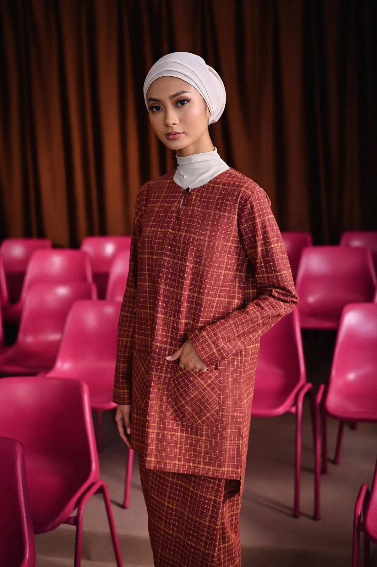 The Dulu Kita Women Kurti - Kita Brown Checked